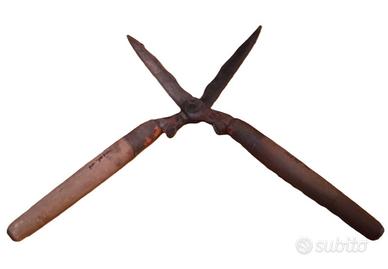 Antica Cesoia manuale per siepi altezza cm 54