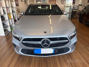 MERCEDES A180 CDI SPORT