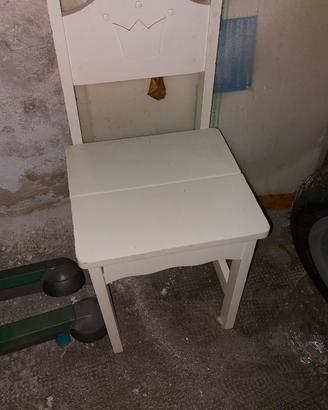 Tavolino e sedia per bambino