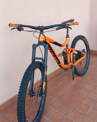 Giant reign tg.M