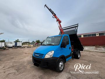 IVECO T. DAILY 35C RIBALTABILE TRILAT. + GRU STERN