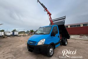 IVECO T. DAILY 35C RIBALTABILE TRILAT. + GRU STERN