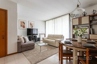 Trilocale con terrazzo, cantina e box