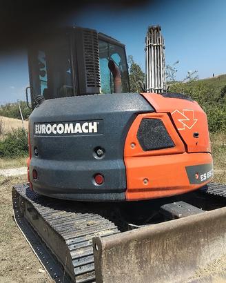 escavatore eurocomach 85zt
