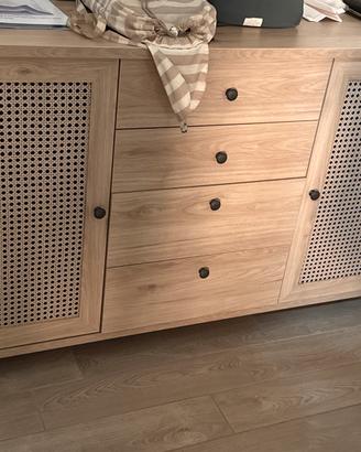 Credenza