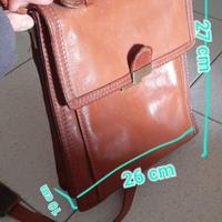 borsello vintage in pelle con tracolla 