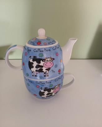 teiera con tazza