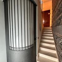 Disponibile appartamento con. attico