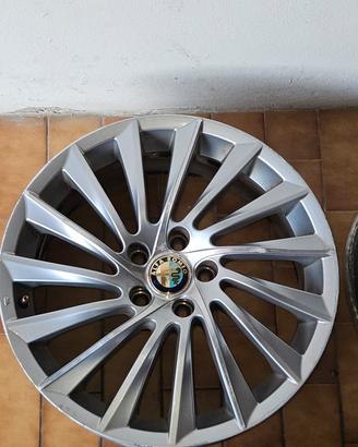 Cerchi Alfa Romeo Giulietta turbina 18" pollici