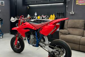 HONDA CR 85