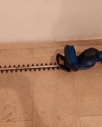 Taglia siepi elettrico LUX HS 710/60
