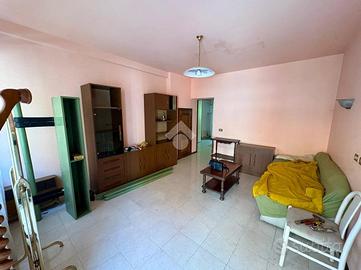 3 LOCALI A FOLLINA