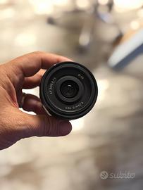 Samyang 24 mm F2,8 AF per Sony E Mount Full Frame