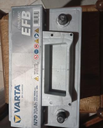 batteria per auto con start e stop 