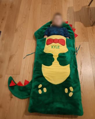 Sacco coperta a forma di drago