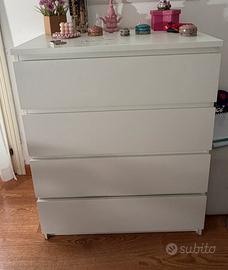 Cassettiera IKEA MALM bianca – 4 cassetti