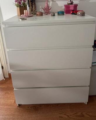 Cassettiera IKEA MALM bianca – 4 cassetti