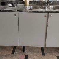 mobile bar con lavandino 