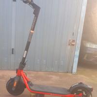 Monopattino elettrico ninebot segway