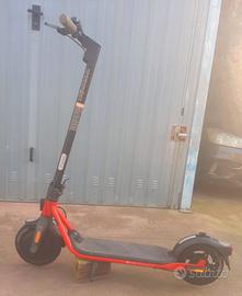Monopattino elettrico ninebot segway