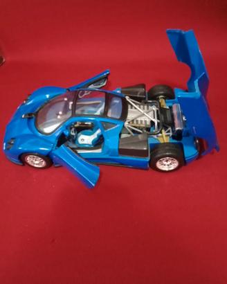 Modello scala 1/18