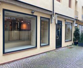 Attività Commerciale di Abbigliamento con