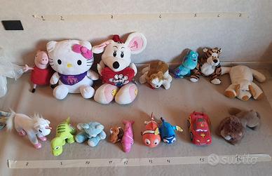 pupazzi peluche in tessuto