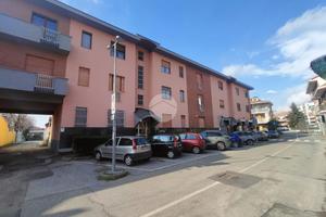 3 LOCALI A BORGARO TORINESE