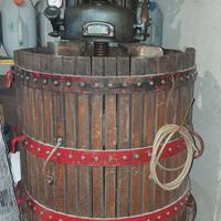 torchio per uva/palmento