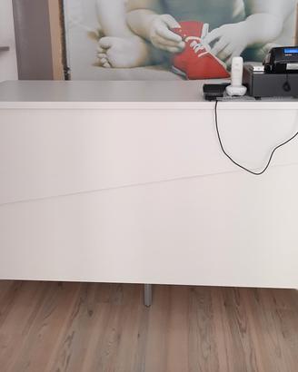 mobili arredamento negozio e casa 