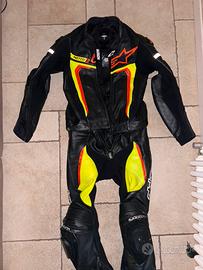 abbigliamento moto: tuta aplinestar,guanti,par….