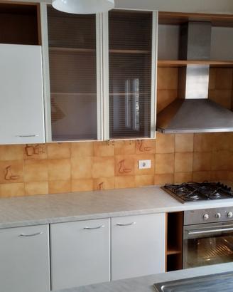 cucina con forno elettrico ventilato 