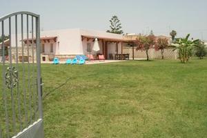 Villa sole a 100 m. dal mare