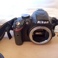 Nikon D3200 + due obiettivi originali