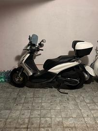 Beverly 350 Sport Touring ABS