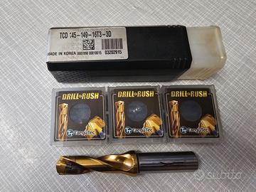 Utensili  tornitura, punta cuspide, bareno, widia