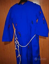 abito per festività: venerdì Santo 