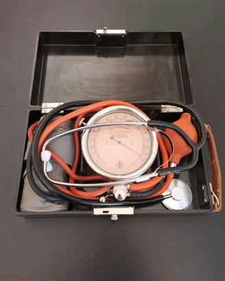 Antico Altera Oscillonometer  solo da collezione 