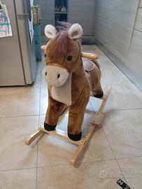 cavallo a dondolo
