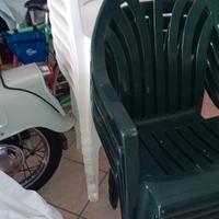 SEDIE VERDI  in plastica 