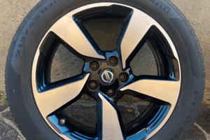 CERCHI 215/55 R18 E GOMME PIRELLI X NISSAN