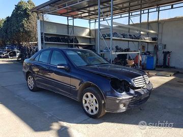 Ricambi usati Mercedes Classe C 220 (646963 ) 2006