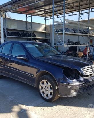 Ricambi usati Mercedes Classe C 220 (646963 ) 2006