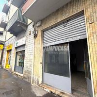 NEGOZIO IN ZONA DI FORTE PASSAGGIO!