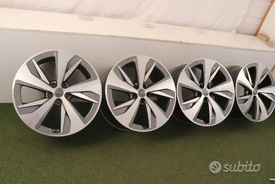 Cerchi in lega Audi Q8 Sportback E-Tron 20 ORIGIN