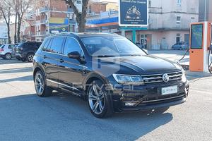 VOLKSWAGEN Tiguan 1.6 TDI SCR Sport BlueMotion Tec