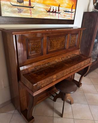 Pianoforte antico verticale