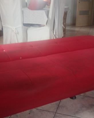 divano solo 100 euro si fa letto