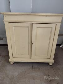 Mobiletto anni 40 vintage verniciato a smalto