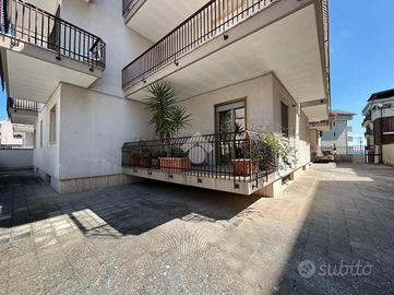 6 LOCALI A ALTAMURA